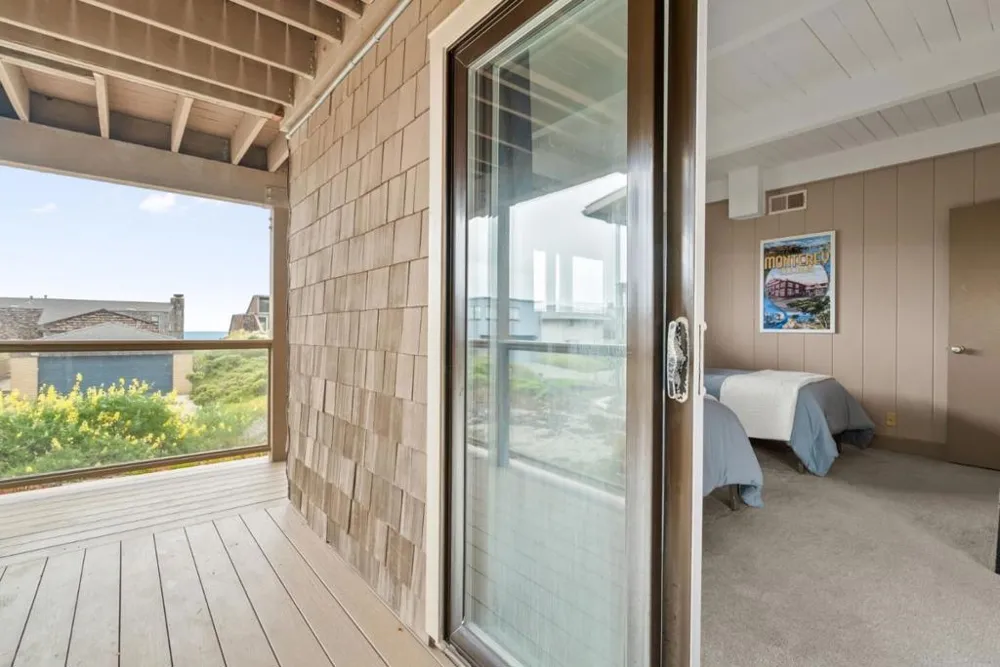 83 Puffin Lane Watsonville, CA 95076