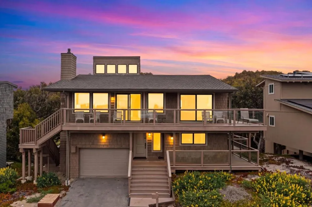 83 Puffin Lane Watsonville, CA 95076