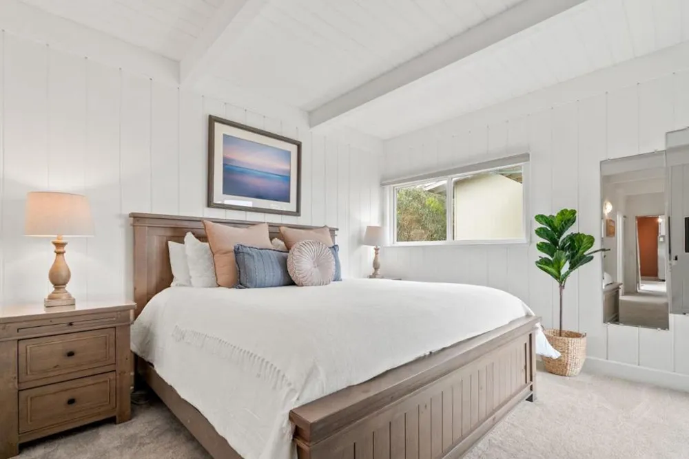 83 Puffin Lane Watsonville, CA 95076