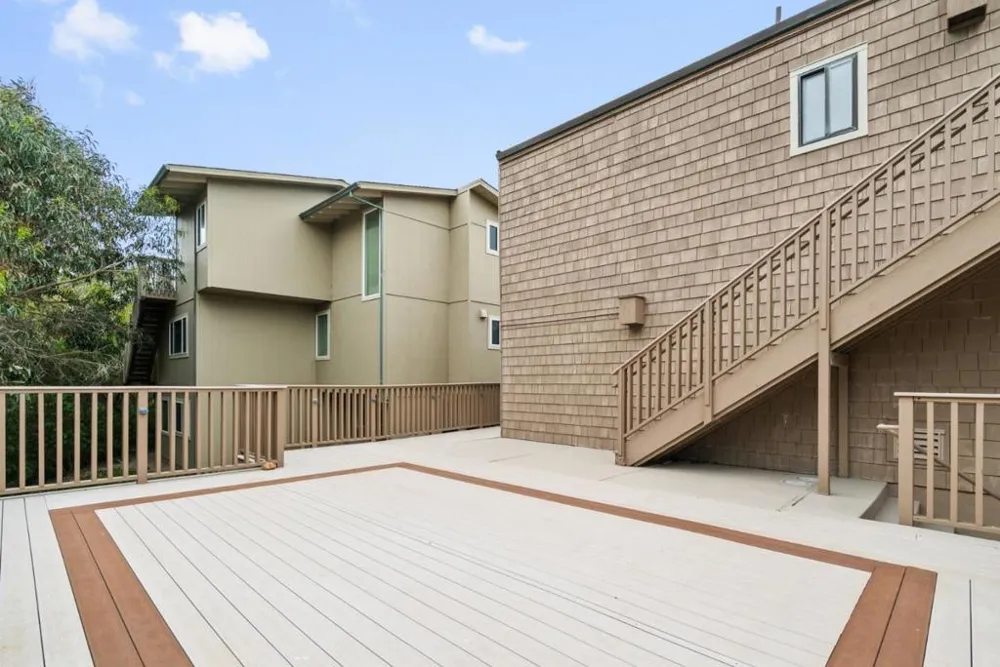 83 Puffin Lane Watsonville, CA 95076