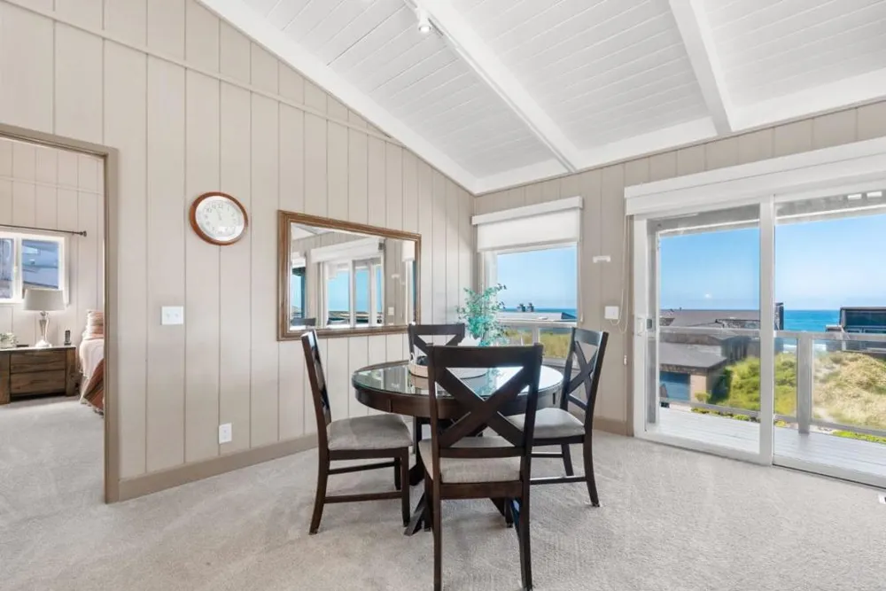 83 Puffin Lane Watsonville, CA 95076