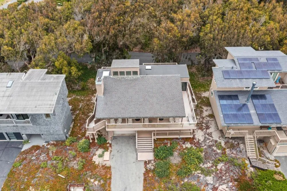 83 Puffin Lane Watsonville, CA 95076