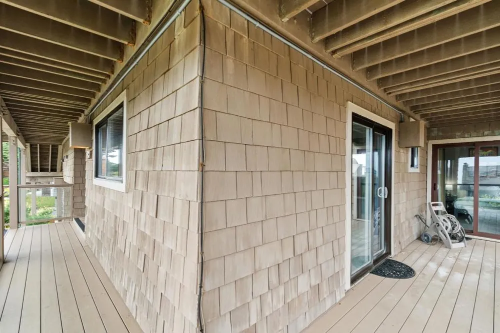 83 Puffin Lane Watsonville, CA 95076
