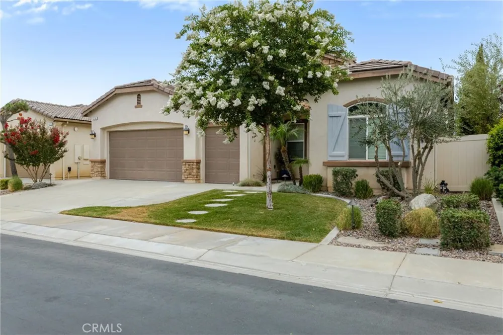 276 Mission Trail Beaumont, CA 92223