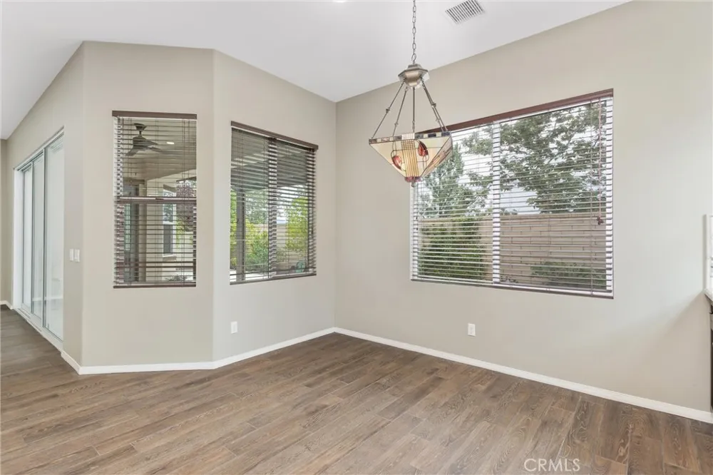 276 Mission Trail Beaumont, CA 92223