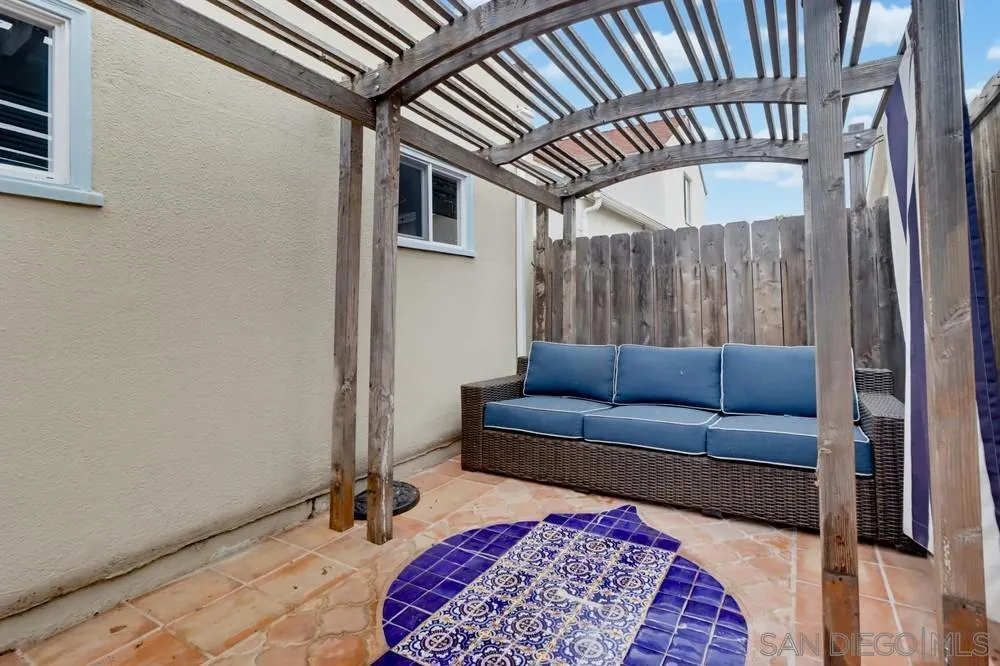 1105 E. 6th Street National City, CA 91950