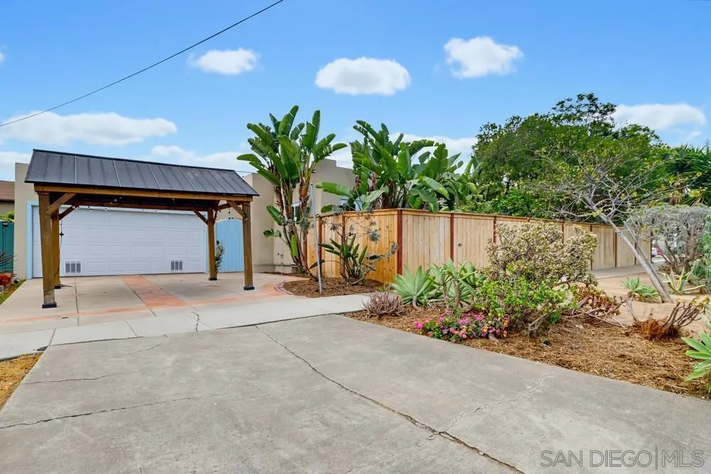 1105 E. 6th Street National City, CA 91950