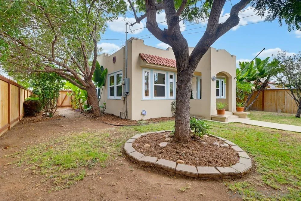 1105 E. 6th Street National City, CA 91950