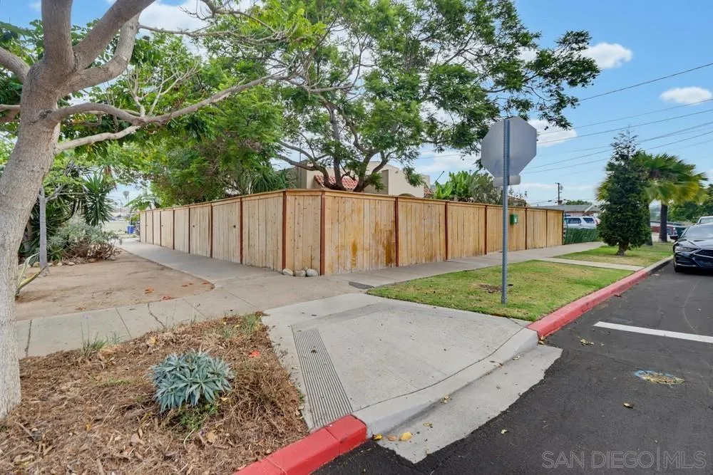 1105 E. 6th Street National City, CA 91950