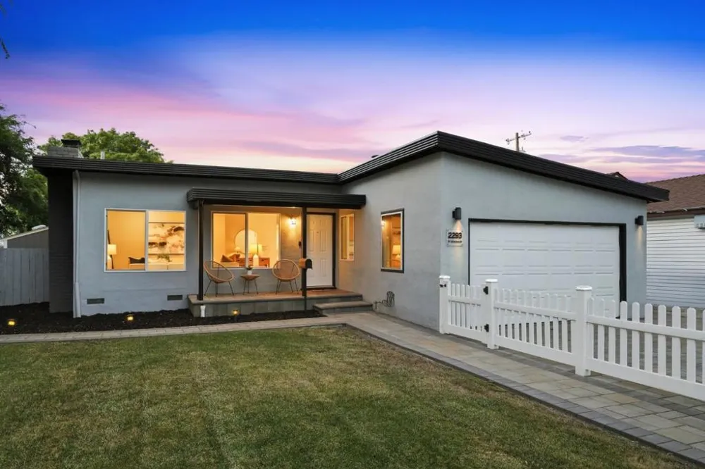 2293 W Hedding Street San Jose, CA 95128