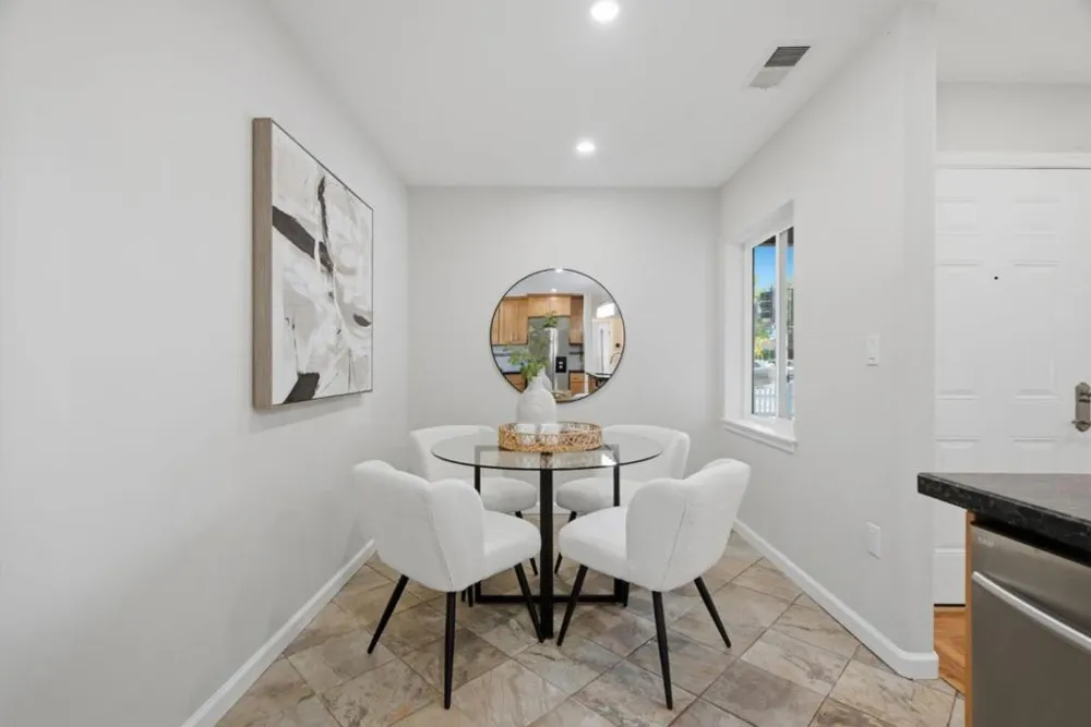 2293 W Hedding Street San Jose, CA 95128