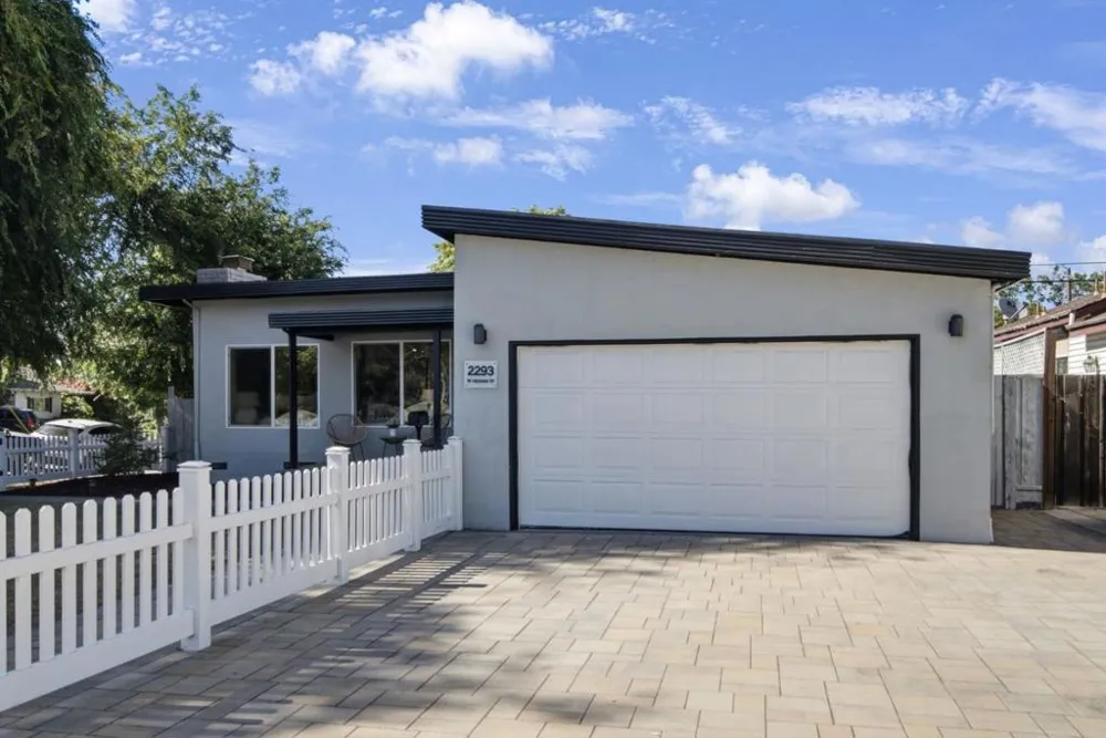 2293 W Hedding Street San Jose, CA 95128