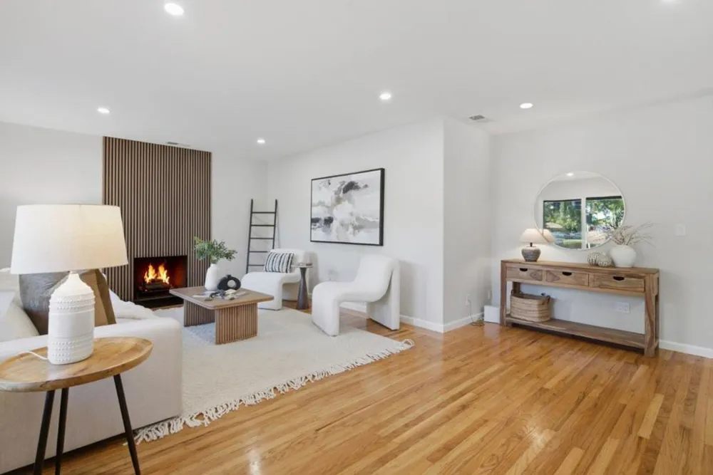 2293 W Hedding Street San Jose, CA 95128