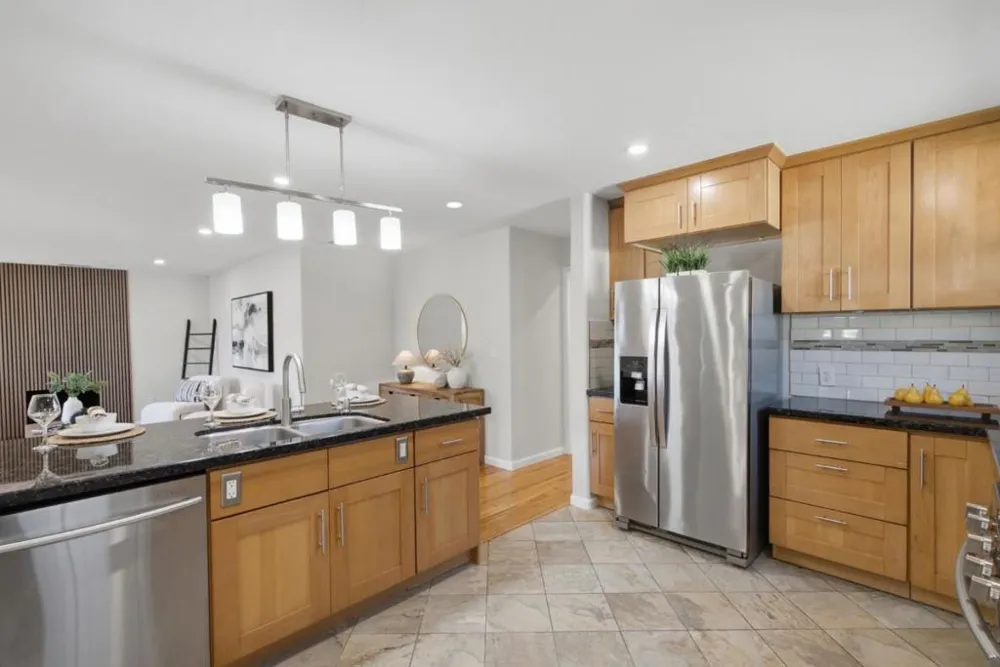 2293 W Hedding Street San Jose, CA 95128