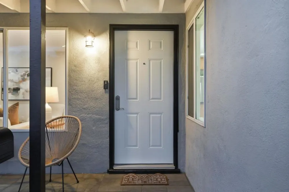 2293 W Hedding Street San Jose, CA 95128