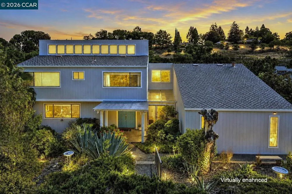 864 Coachman Pl Clayton, CA 94517