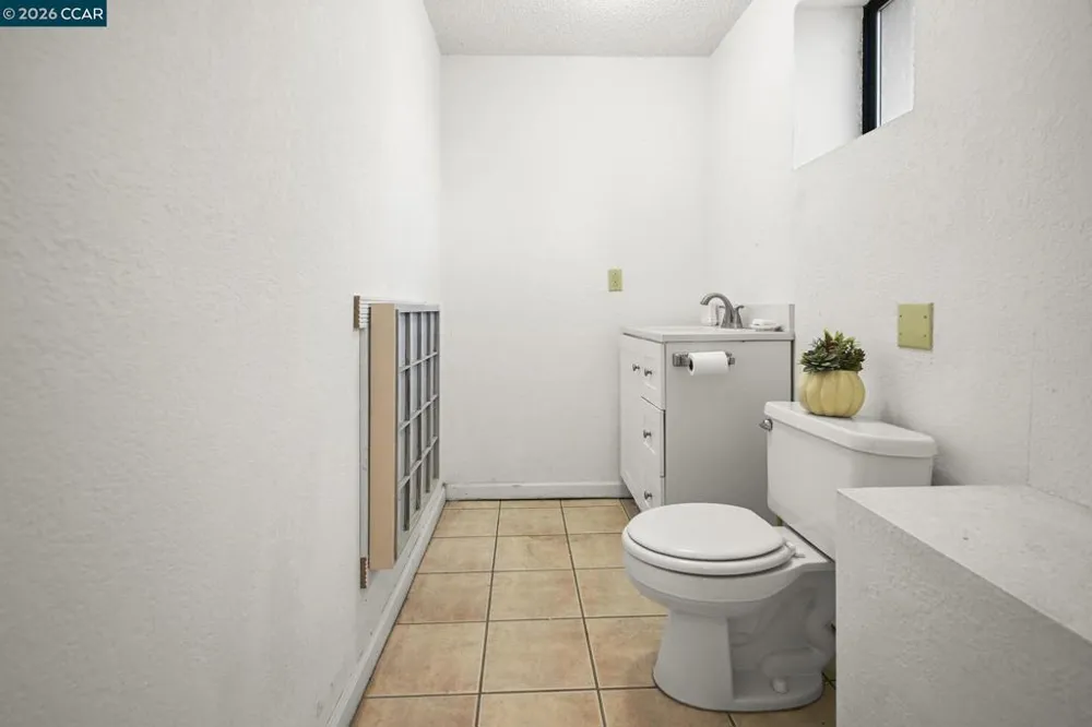 864 Coachman Pl Clayton, CA 94517
