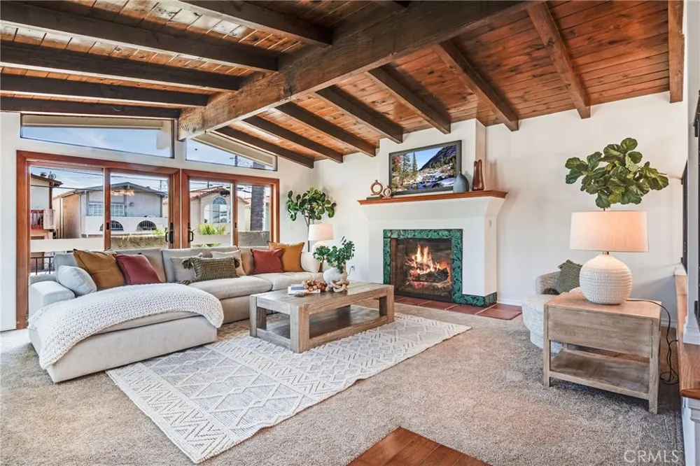 1747 Haynes Redondo Beach, CA 90278