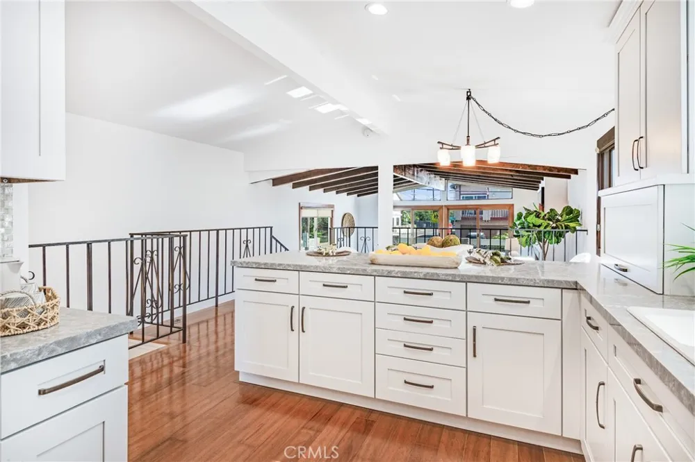 1747 Haynes Redondo Beach, CA 90278