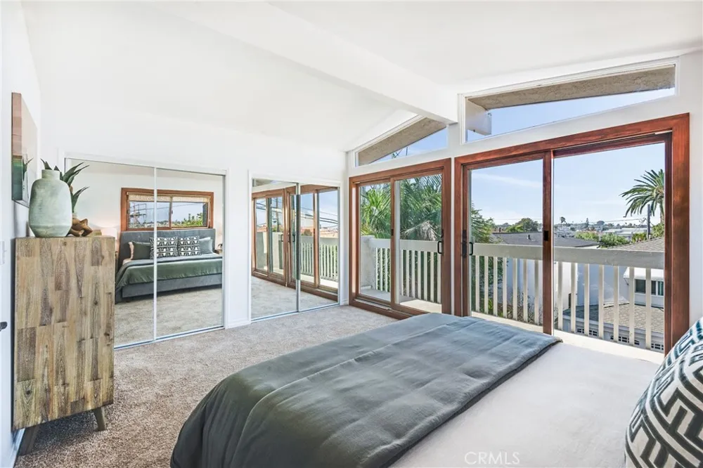 1747 Haynes Redondo Beach, CA 90278