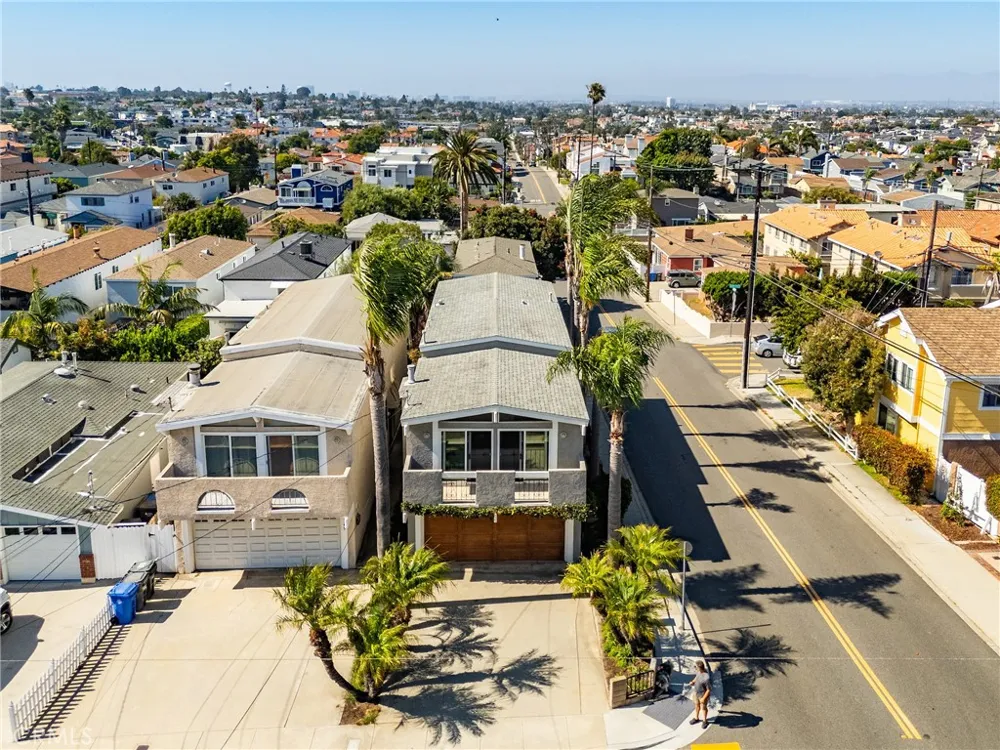 1747 Haynes Redondo Beach, CA 90278