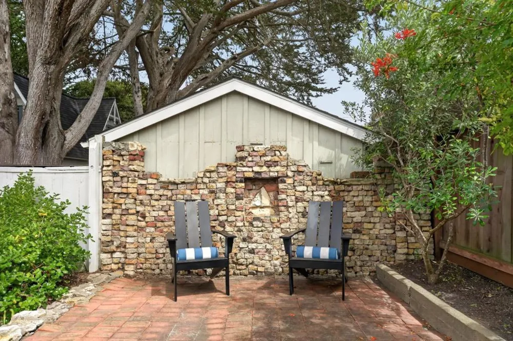 315 Cypress Avenue Pacific Grove, CA 93950