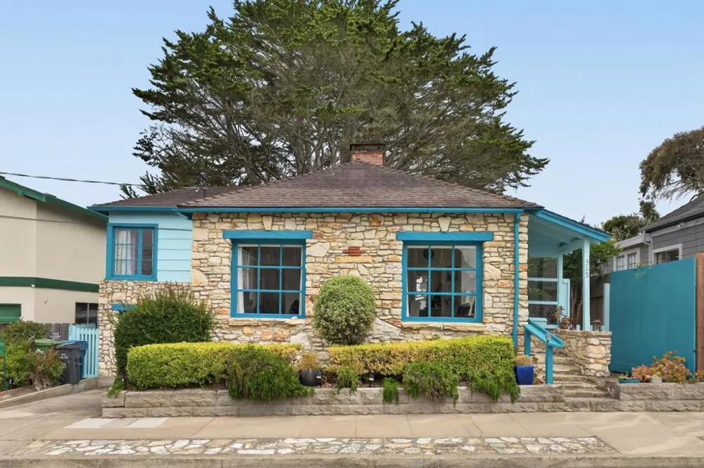 315 Cypress Avenue Pacific Grove, CA 93950
