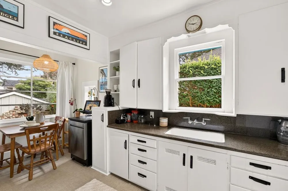 315 Cypress Avenue Pacific Grove, CA 93950