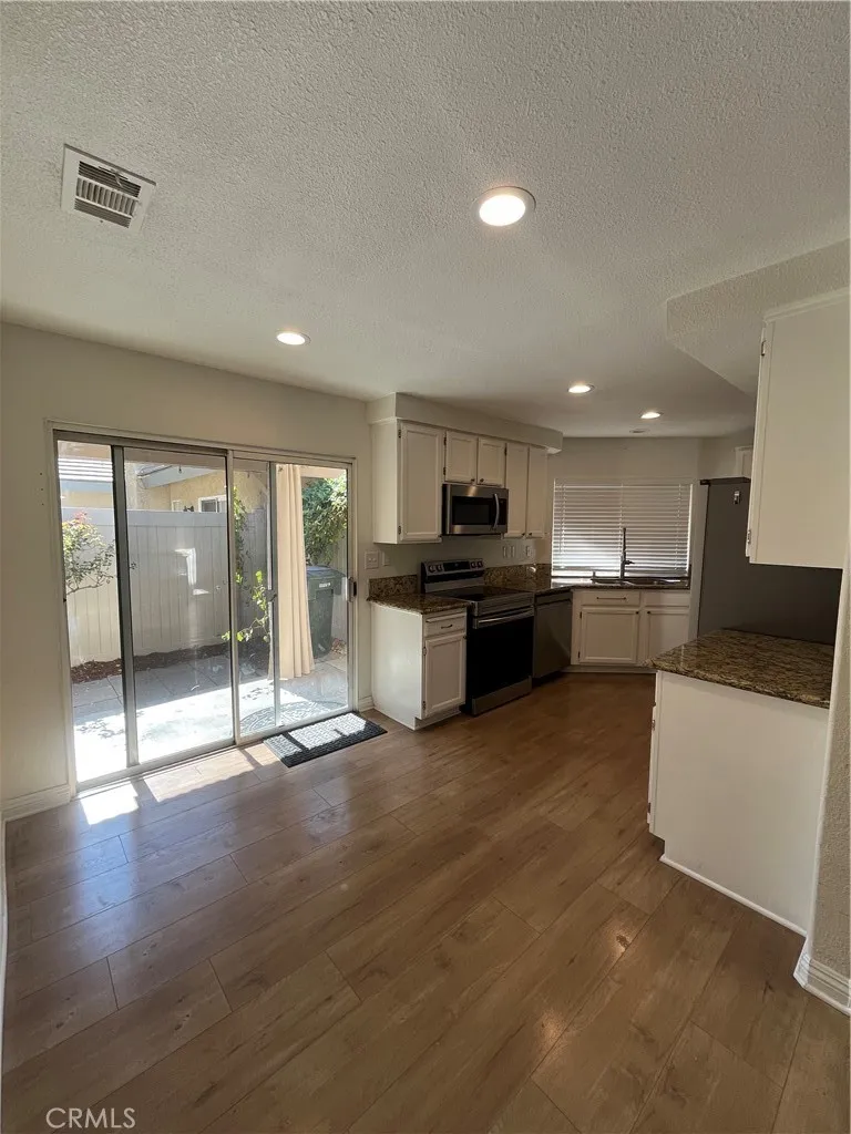 31123 Calle Aragon Temecula, CA 92592