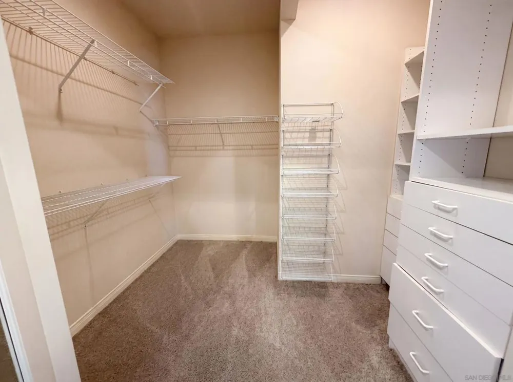 30181 Via Maria Elena Bonsall, CA 92003