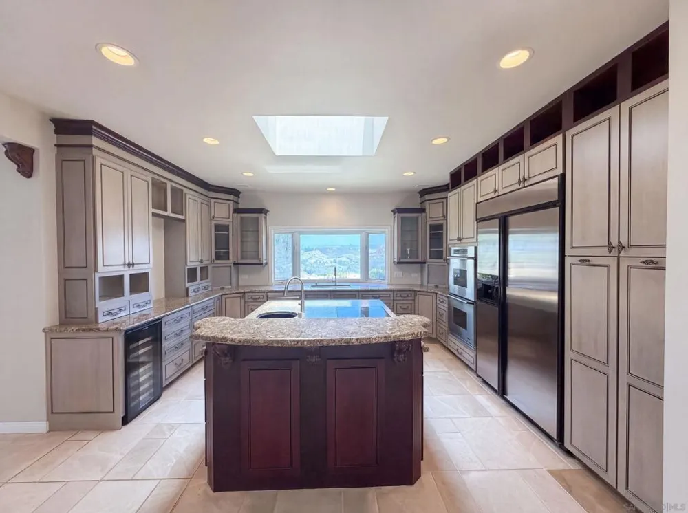 30181 Via Maria Elena Bonsall, CA 92003