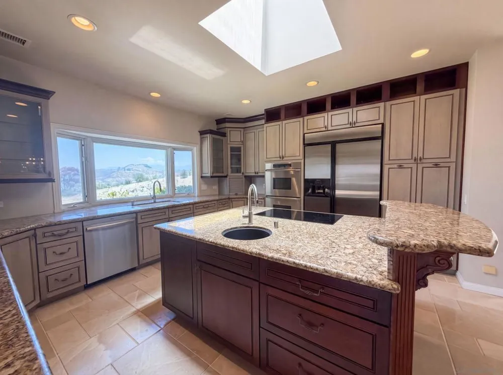 30181 Via Maria Elena Bonsall, CA 92003
