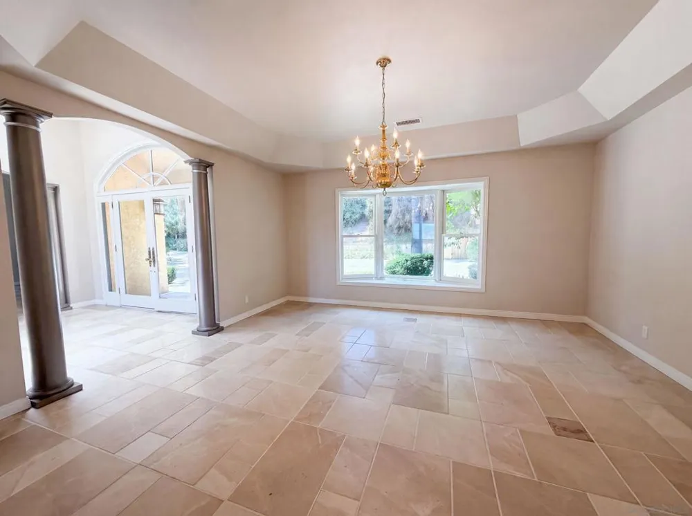 30181 Via Maria Elena Bonsall, CA 92003
