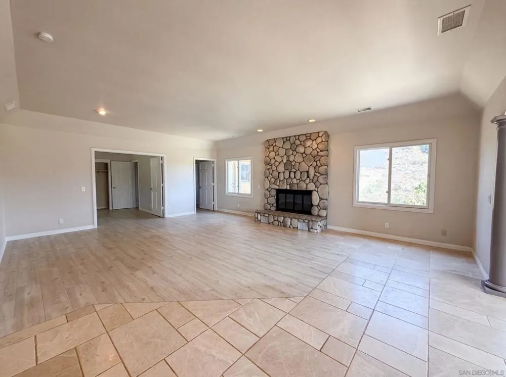 30181 Via Maria Elena Bonsall, CA 92003
