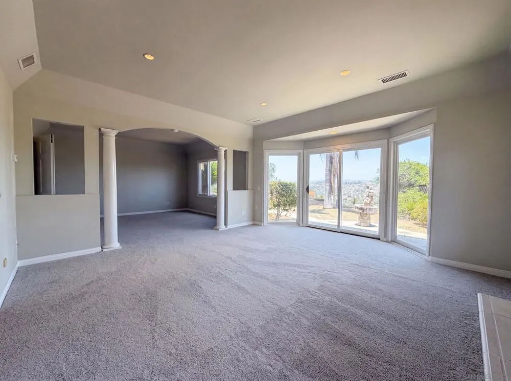 30181 Via Maria Elena Bonsall, CA 92003