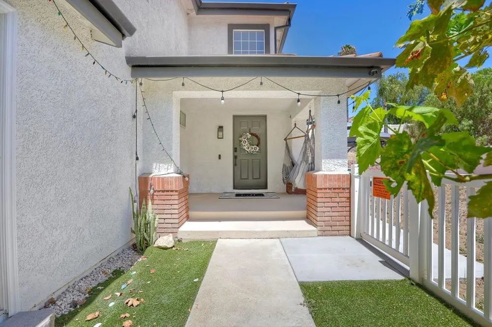 31546 Golden Lion Drive Temecula, CA 92591