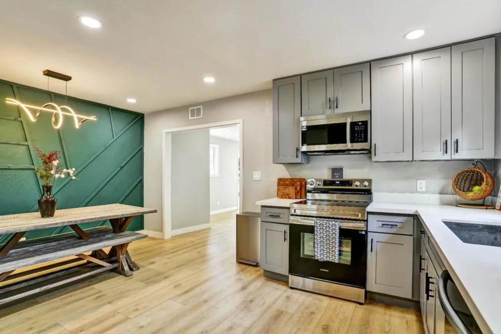 3855 KAUAI DRIVE San Jose, CA 95111
