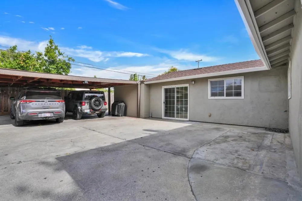 3855 KAUAI DRIVE San Jose, CA 95111