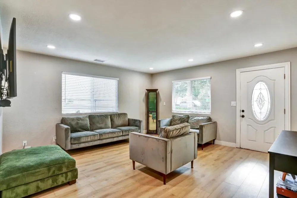 3855 KAUAI DRIVE San Jose, CA 95111