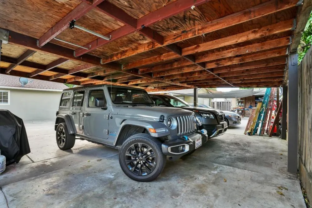 3855 KAUAI DRIVE San Jose, CA 95111