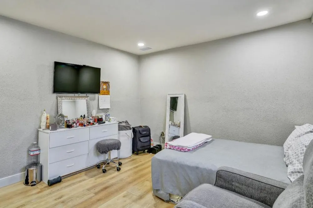 3855 KAUAI DRIVE San Jose, CA 95111