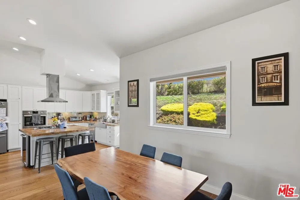 30429 Morning View Drive Malibu, CA 90265