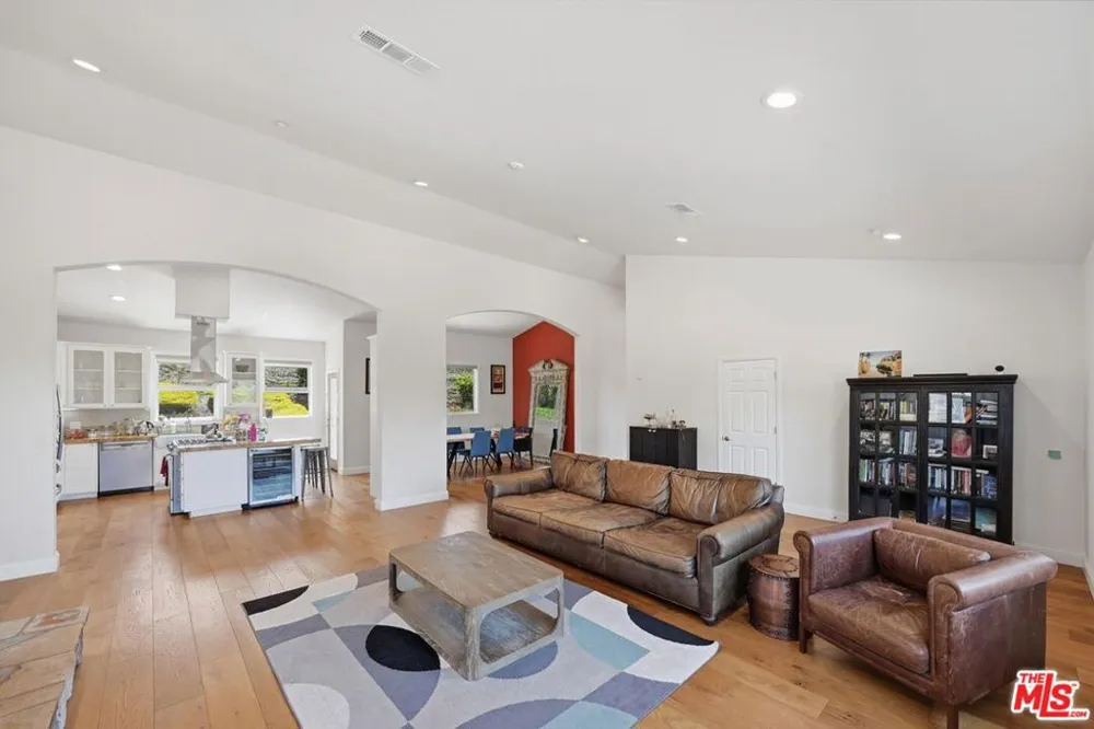 30429 Morning View Drive Malibu, CA 90265