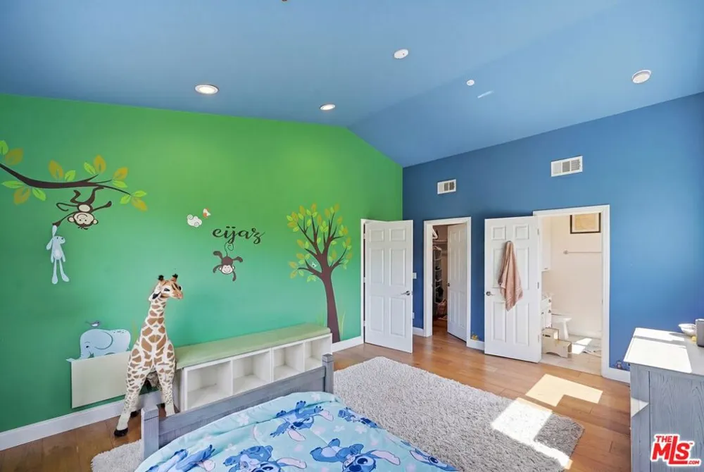 30429 Morning View Drive Malibu, CA 90265