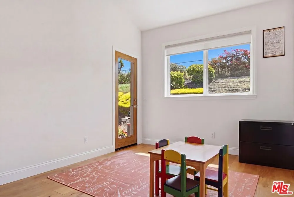 30429 Morning View Drive Malibu, CA 90265