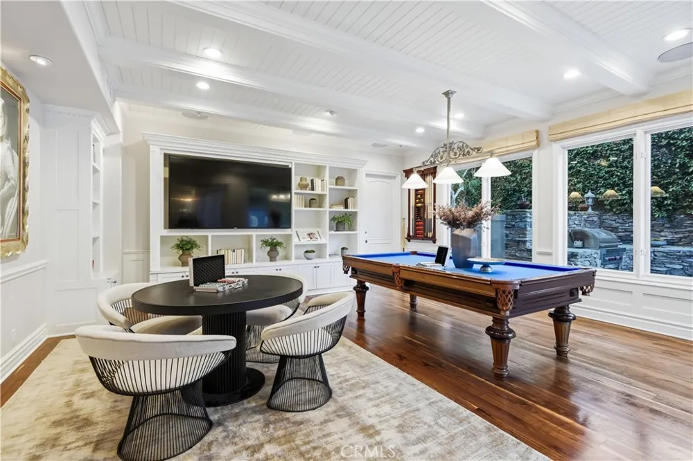 1502 Bienveneda Pacific Palisades, CA 90272