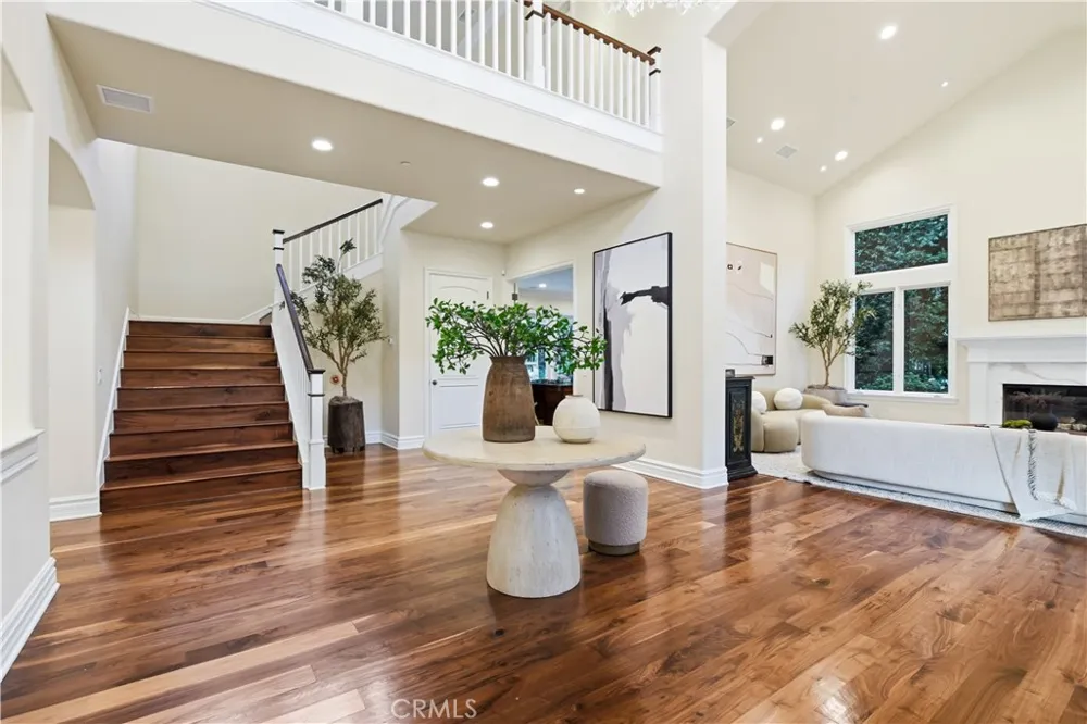 1502 Bienveneda Pacific Palisades, CA 90272