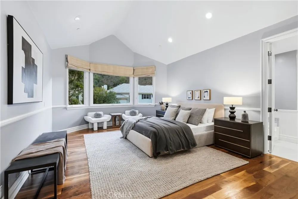 1502 Bienveneda Pacific Palisades, CA 90272