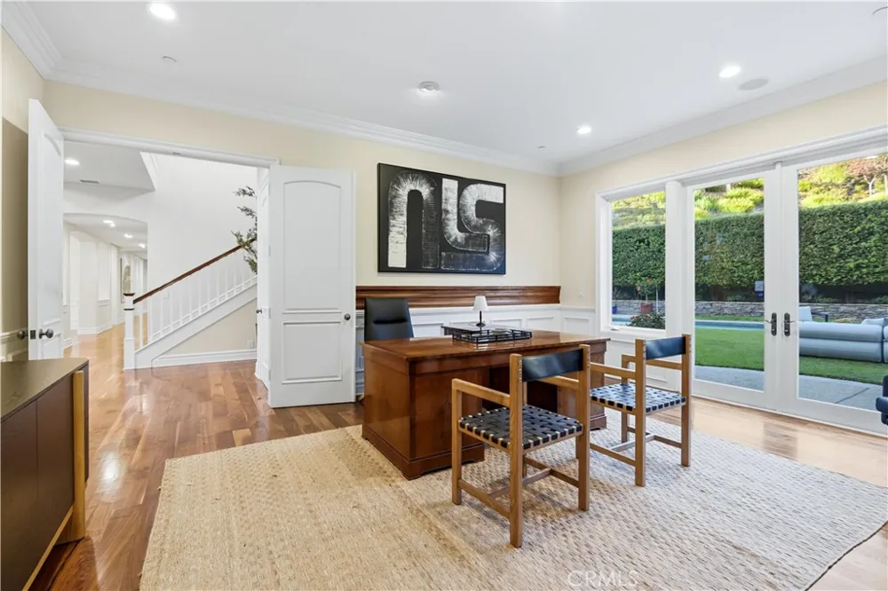1502 Bienveneda Pacific Palisades, CA 90272