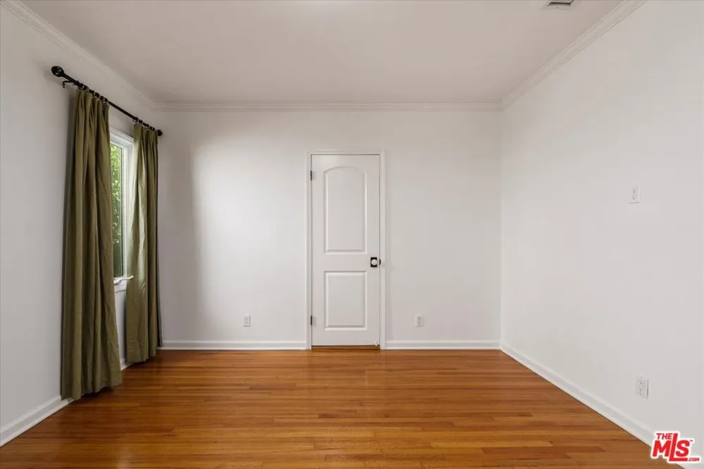 627 26th Street Santa Monica, CA 90402